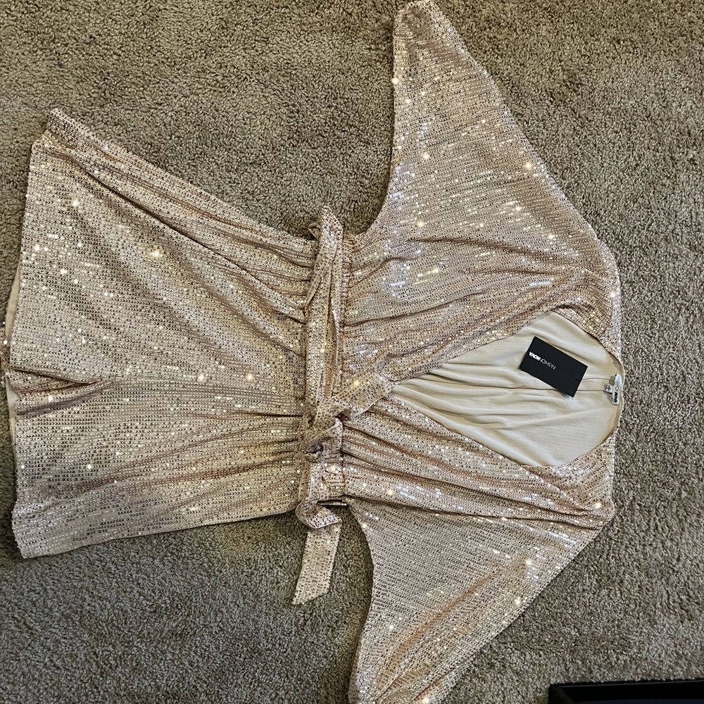 Sequenced romper